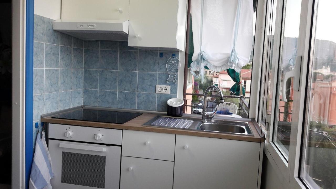 Very Cosy House With Fabulous Sea View! Pietra Ligure Δωμάτιο φωτογραφία